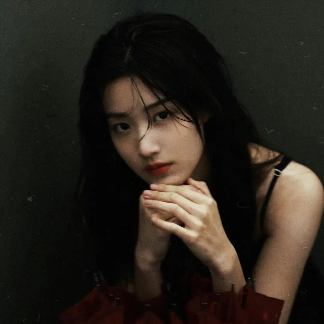 我的妈妈跳起来